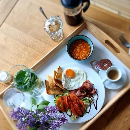 Mieta Oda ve Kahvaltı